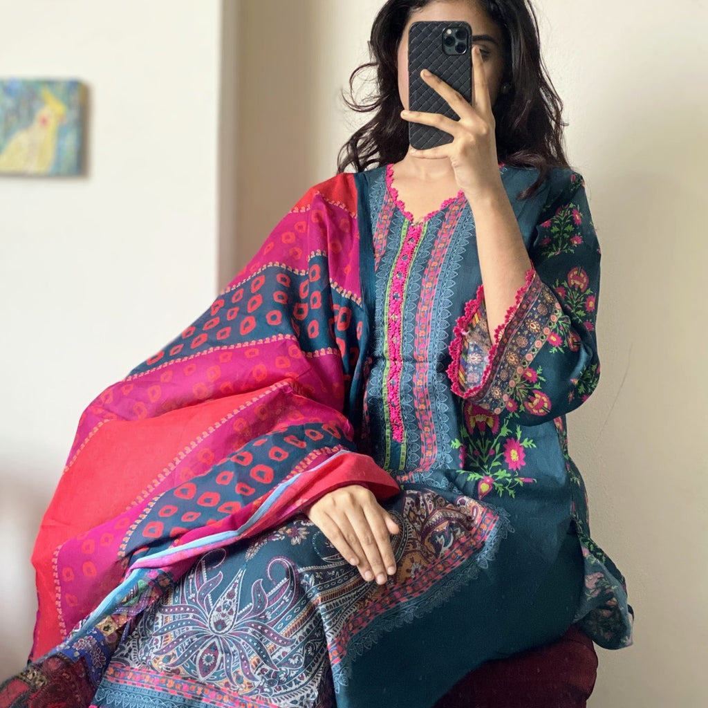 Premium Swiss Lawn-BG 01
